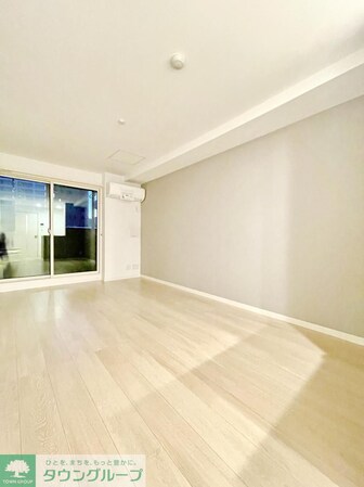 THREE ISLANDの物件内観写真